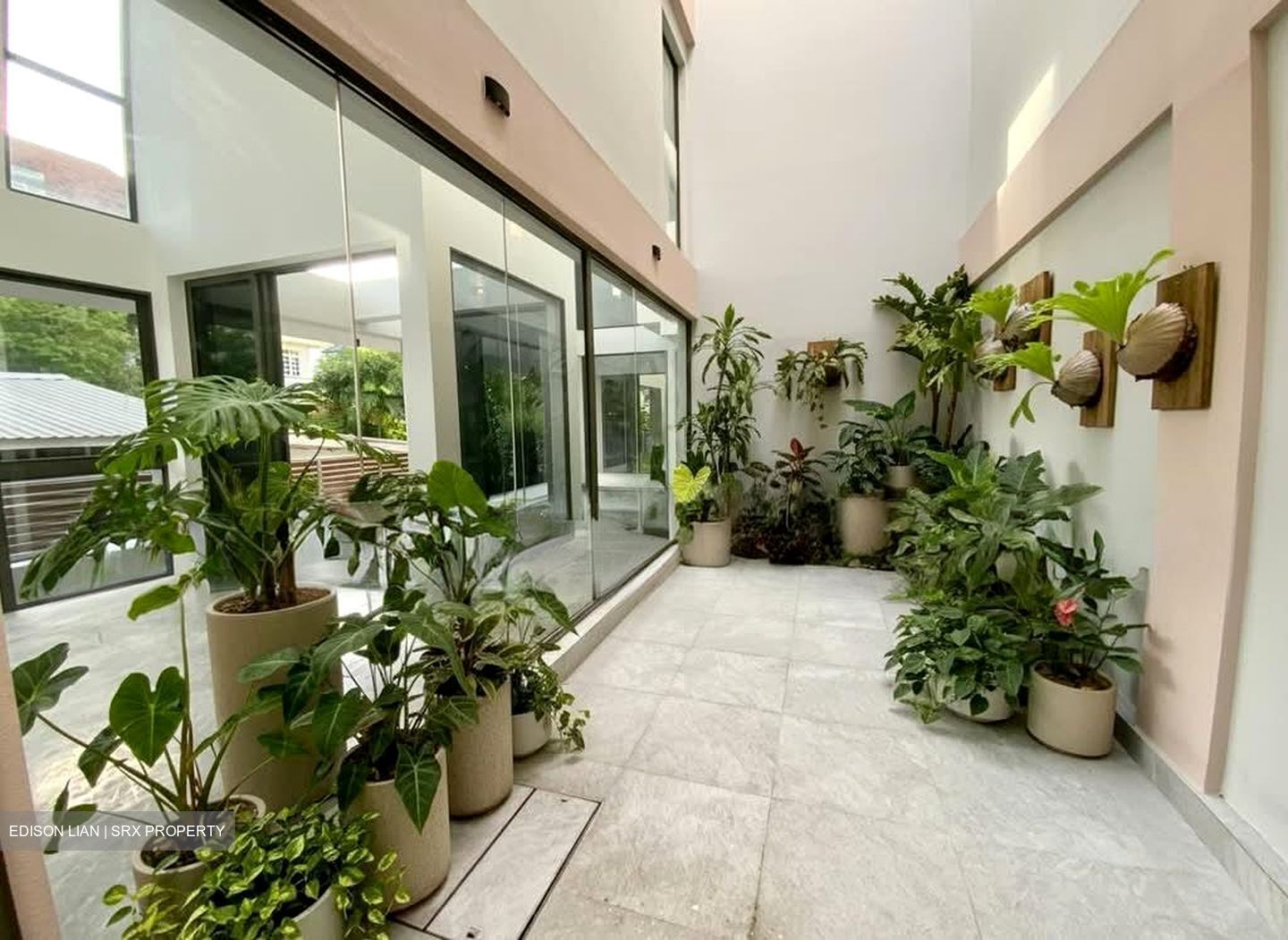 Jalan Yasin (D14), Semi-Detached #590968191